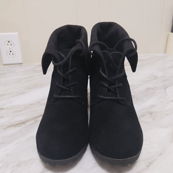 Mia | Leather Suede Platform Wedge Lace Up Bootie | Size 8.5 - Picture 2 of 10